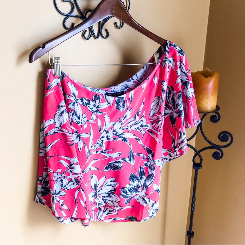 Banana Republic summer spring one shoulder top